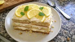 Torta furba al limone: soffice, fresca e pronta da farcire in pochi minuti